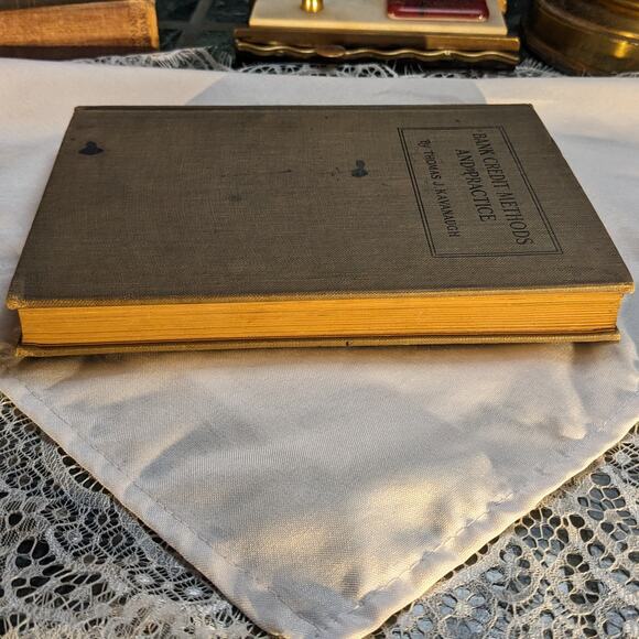1921 First Printing of "Bank Credit Methods and Practice" Antique Hardback Book - Picture 7 of 10